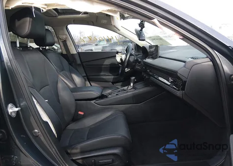 2023 Honda Accord Hybrid Touring z USA, uszkodzony, nr VIN 1HGCY2F81PA013957